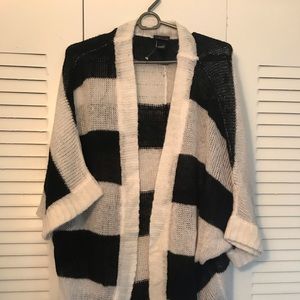 Black and white striped knit, short sleeve